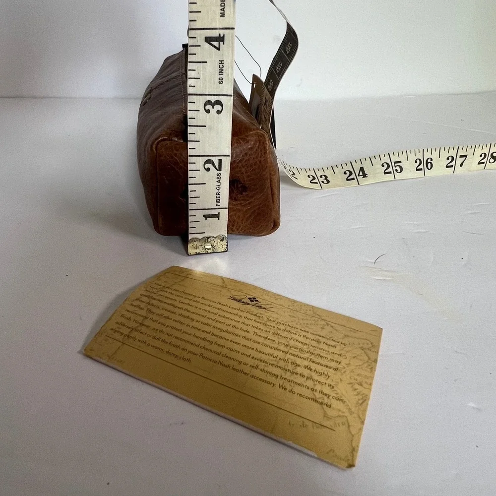 Patricia Nash Isla‎ Cosmetic Case Womens Cognac Distressed Vintage Leather Pouch